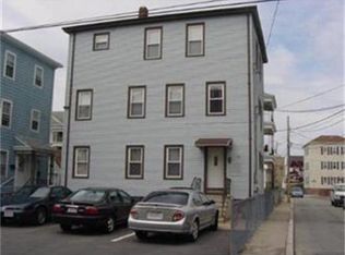 12 Orchard St, Fall River, MA 02723