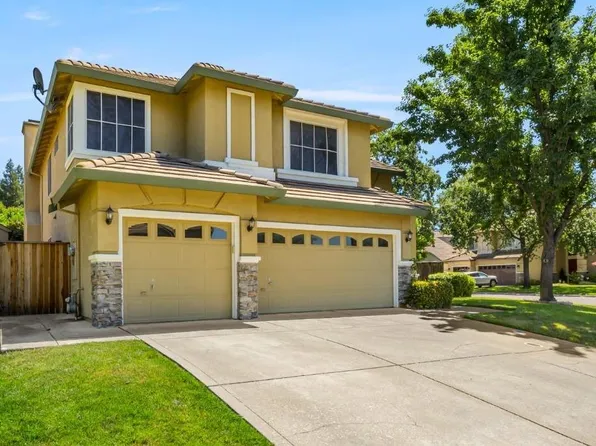 500 Danielle Ct, Roseville, CA 95747