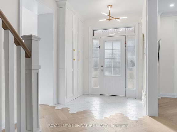 4th image of 2 Poppythorn Rd