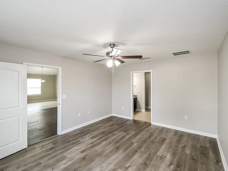3258 Hidden Meadows Ct — Photo 10