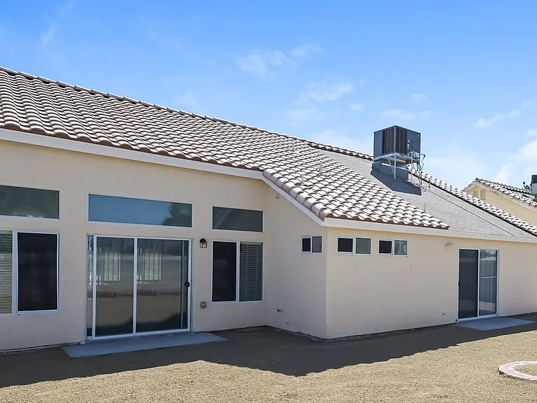 6180 Bruma Ave — Photo 15