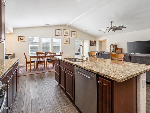 3rd image of 7021 Saddlehorn Rd