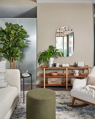 Rented by Kin | media 67