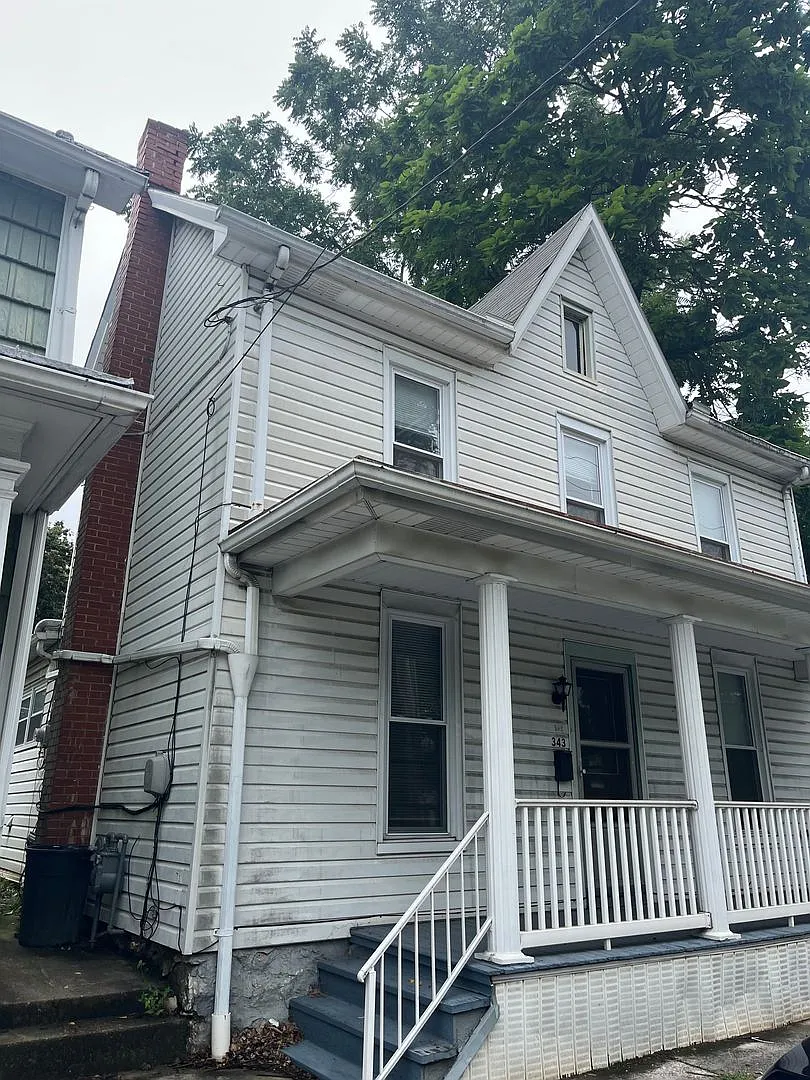 2-3 Bedroom, 1 Bathroom Detached House in Shippensburg — Photo 2