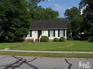 303 W Main St, Clinton, NC 28328