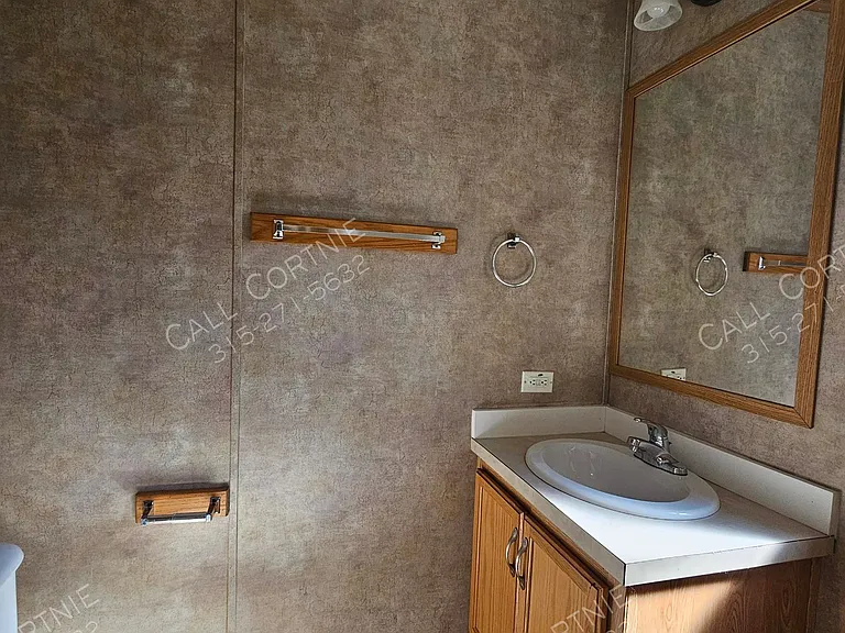 28 Pine Cir — Photo 6