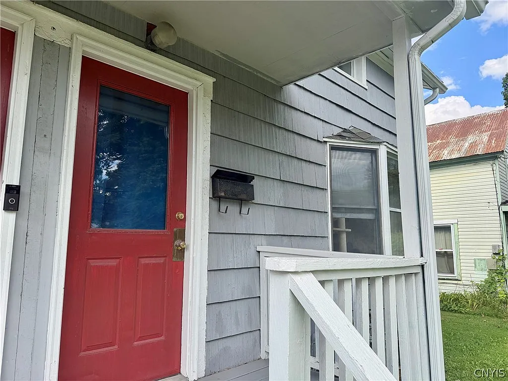 2 bed, 1.0 bath, 1220 sqft, $1,400 — Photo 4