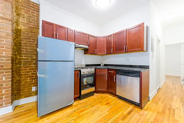 Rented by A&E Real Estate Management | media 3