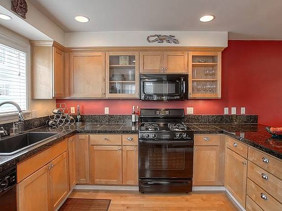 Kitchen range/oven
