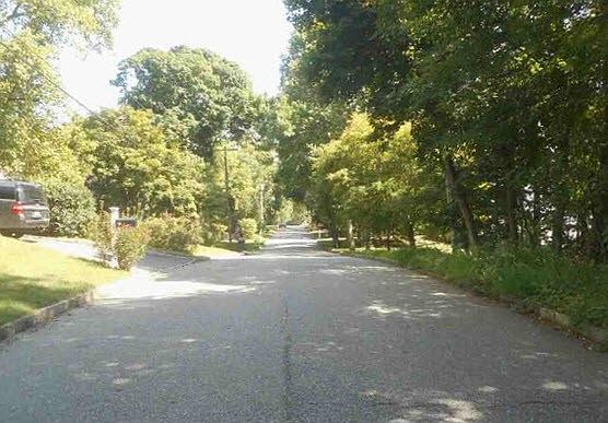 2nd image of 62 Marble Hill Rd