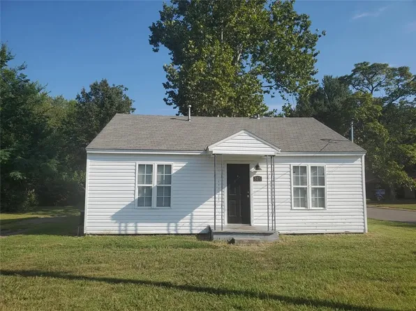 511 E K Pl, Russellville, AR 72801