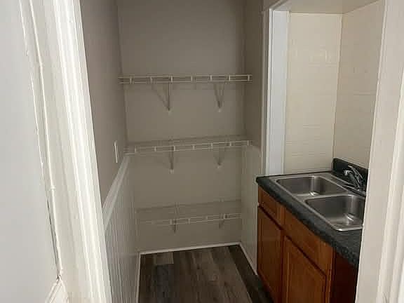 5th image of 288 Rathbun St #1R
