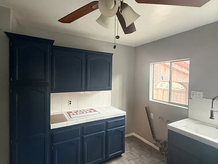 1360 Hyatt Ave — Photo 6