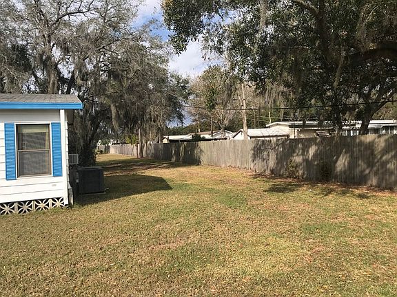 3rd image of 117 Oak Tree Blvd