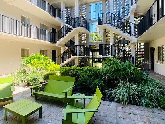 4th image of 125 5th Ave NE APT 290