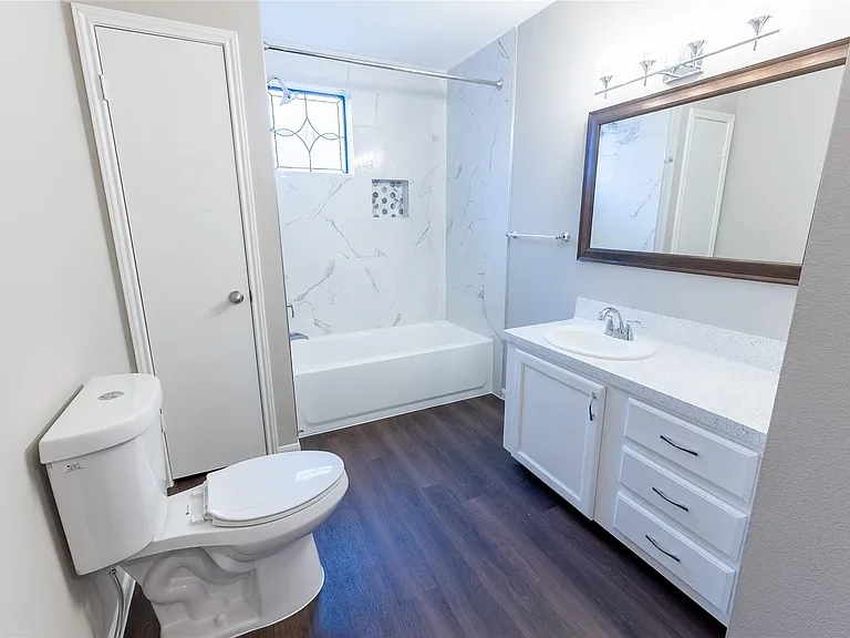 328 Lake View Dr — Photo 15
