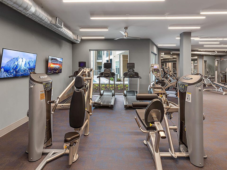 24-Hour State-of-the-art Fitness Center with Cardio & Weight Training Equipment