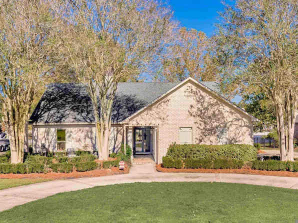 13725 Briarlake Ave, Baton Rouge, LA 70809