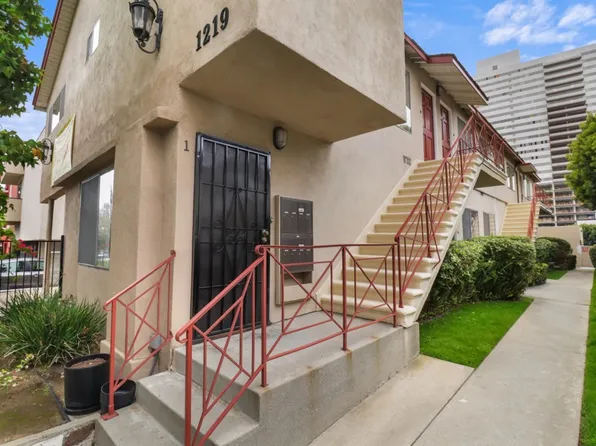 1219 Barry Ave, Los Angeles, CA