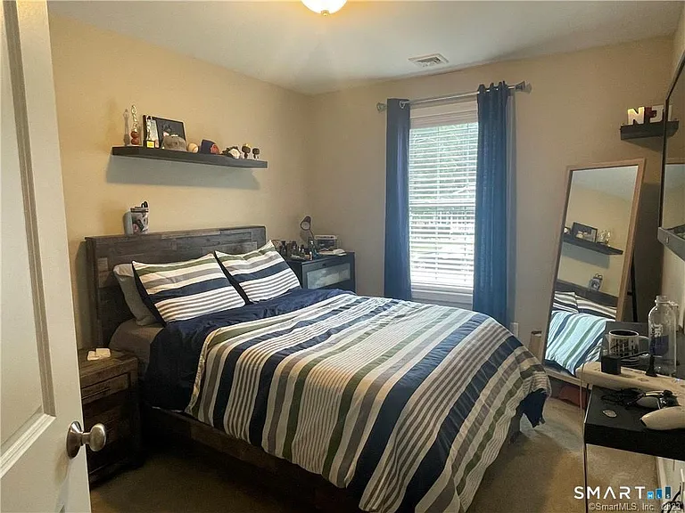 380 King St #5 — Photo 13