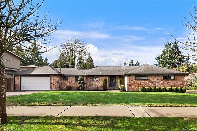 1st image of 8037 128th Ave NE