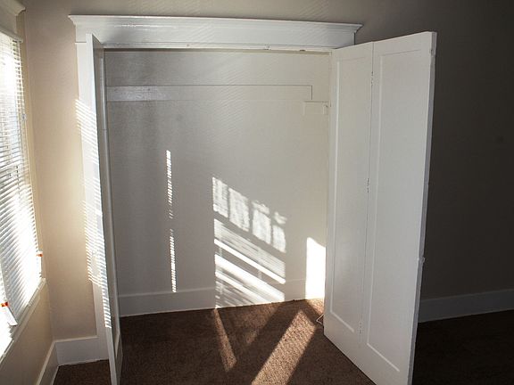 3rd image of 236 Gaviota Ave