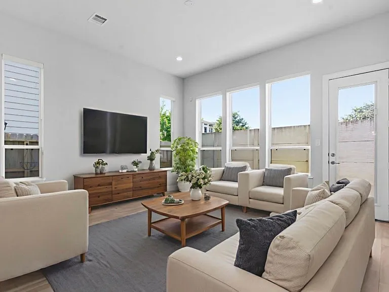 2718 Grand Fountains Dr #H — Photo 3