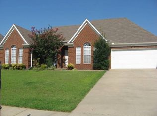 7692 Meadow Ridge Ln, Olive Branch, MS 38654