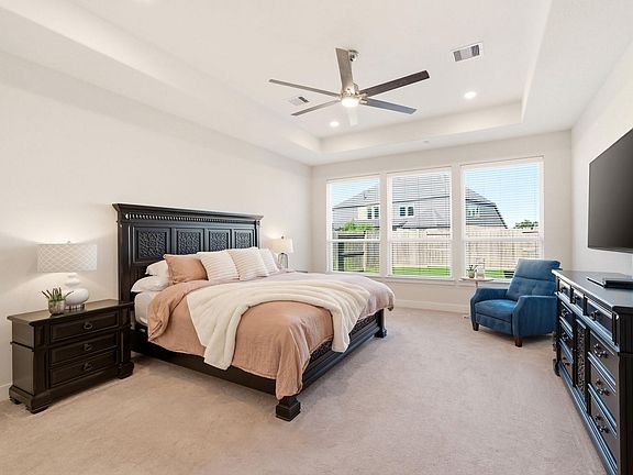 3rd image of 28811 Ember Crest Ln