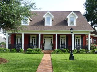 2711 Bocage Ln, Lake Charles, LA 70605