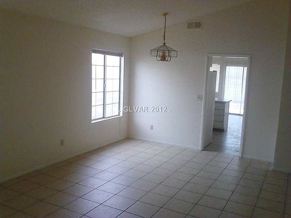 2nd image of 1404 Sun Point Dr