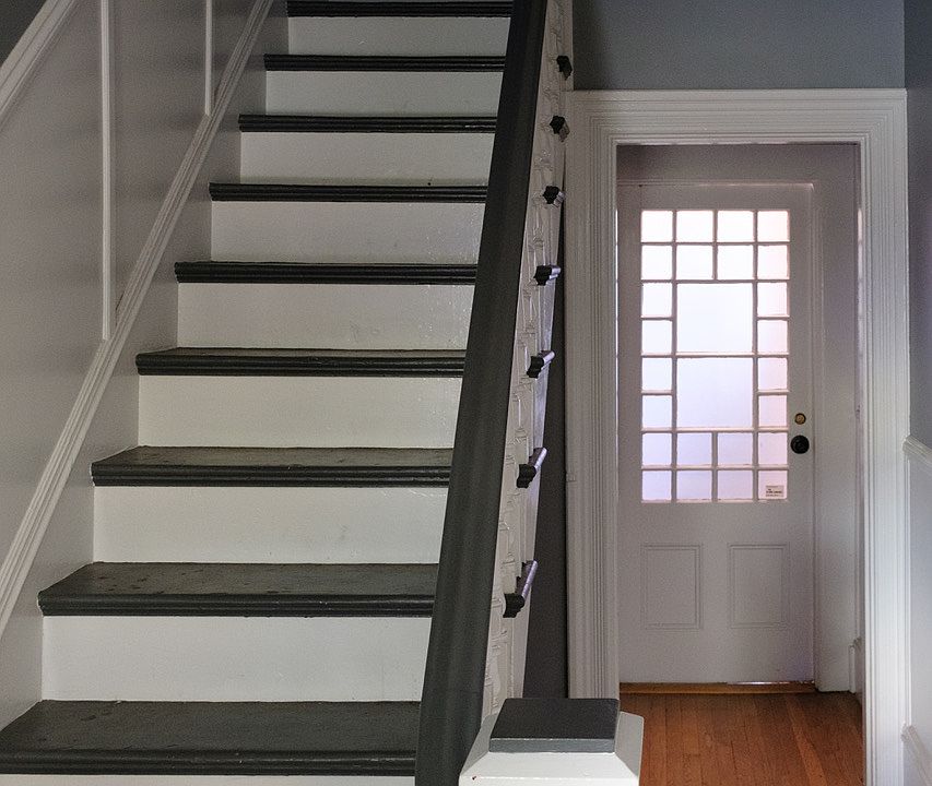 Tidy entryway