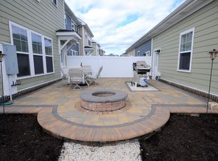 612 Towhee Ln, Chesapeake, VA 23323