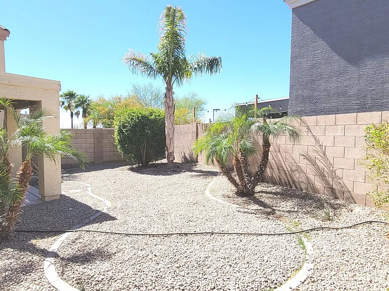 23634 N Desert Agave St — Photo 4