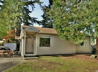 12303 8th Ave NE, Seattle, WA 98125