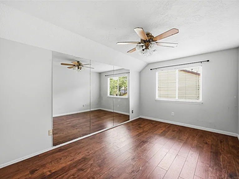 7330 Maple Walk Dr — Photo 23