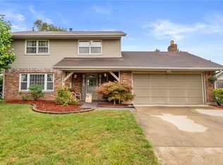 1514 Burchwood Dr, Fairborn, OH 45324