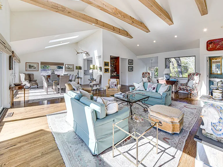 4 Blackwatch Ct — Photo 9