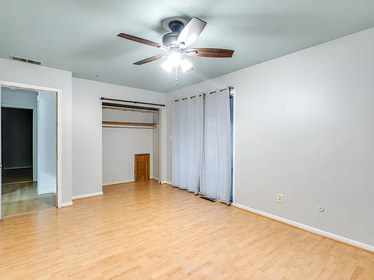 1524 Robin Ln — Photo 21