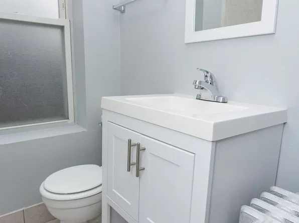 7303 S Stewart Ave #3D, Chicago, IL 60621