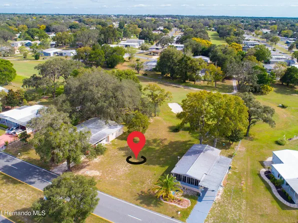 8222 Highpoint Blvd, Brooksville, FL 34613