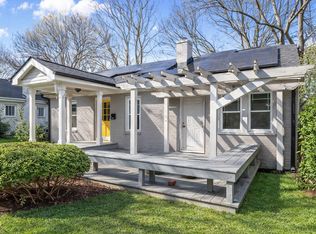 1415 Courtland Dr, Raleigh, NC 27604