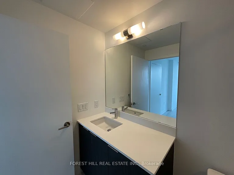 7 Golden Lion Hts S #1507 — Photo 21