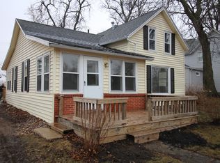 609 22nd St, Spirit Lake, IA 51360