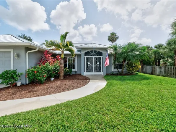 1332 Surfside Ln, Sebastian, FL 32958