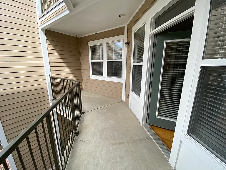 3000 Vanderbilt Pl #320 — Photo 27