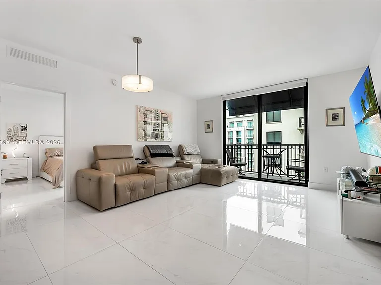 301 Altara Ave #824 — Photo 6