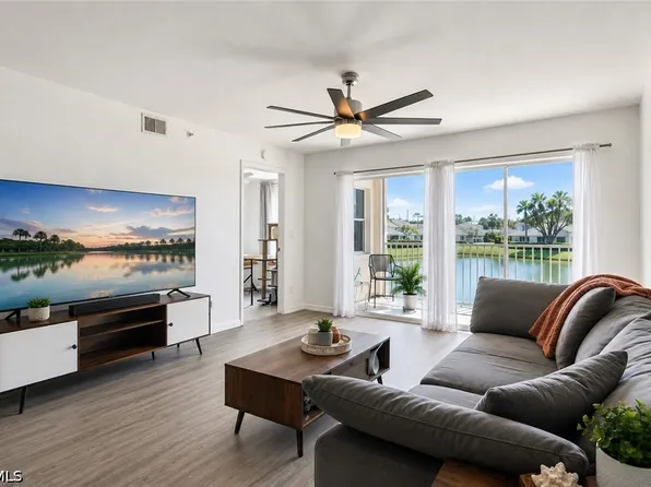 9660 Victoria Ln APT 206, Naples, FL 34109