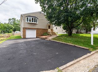 434 Ralph St, Somerset, NJ 08873