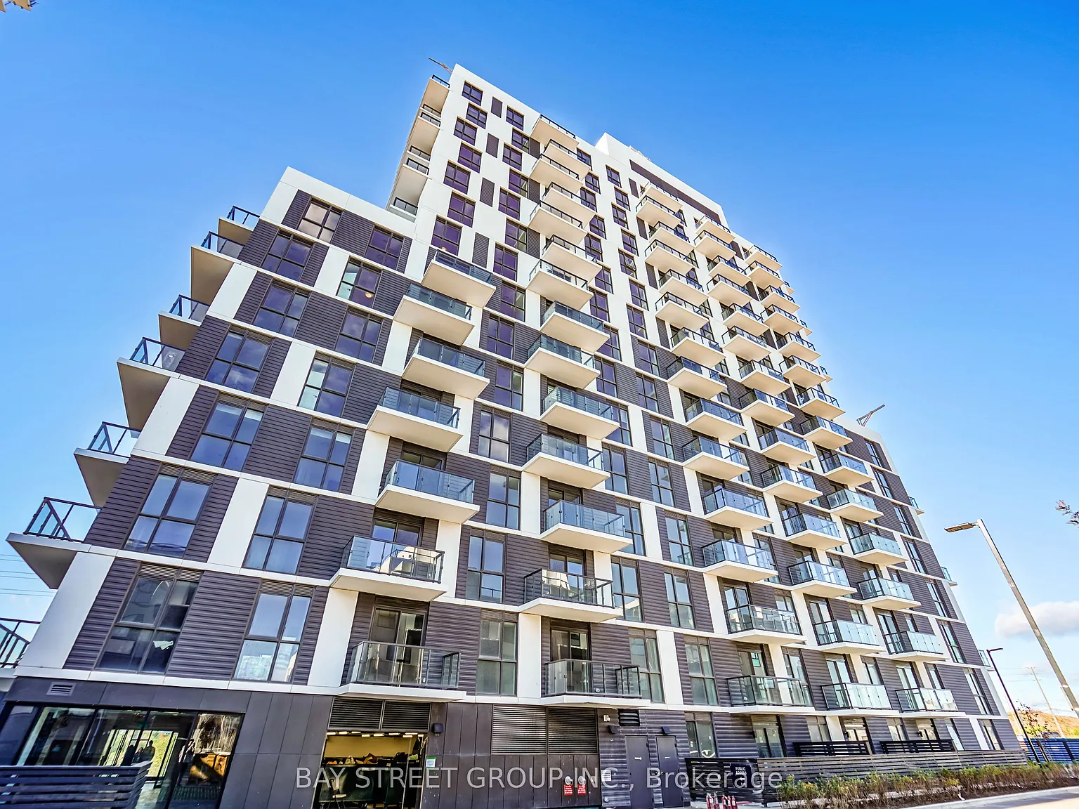 1 bed, $2,100 — Photo 2